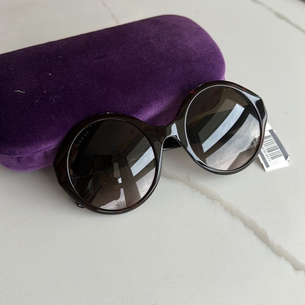 Gucci 
54mm Round Sunglasses - Picture 7 of 12